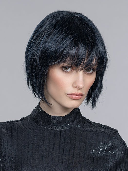 Blues | Short Wig with Mono Part by Ellen Wille