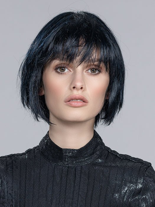 Blues | Short Wig with Mono Part by Ellen Wille