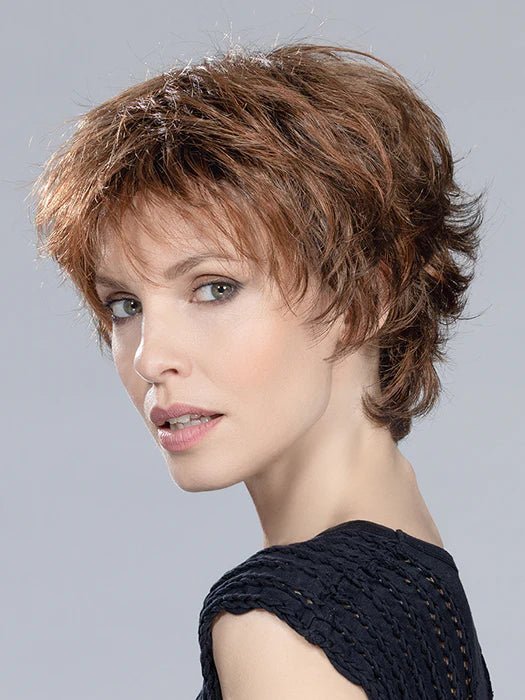 Club 10 | Hair Power by Ellen Wille
